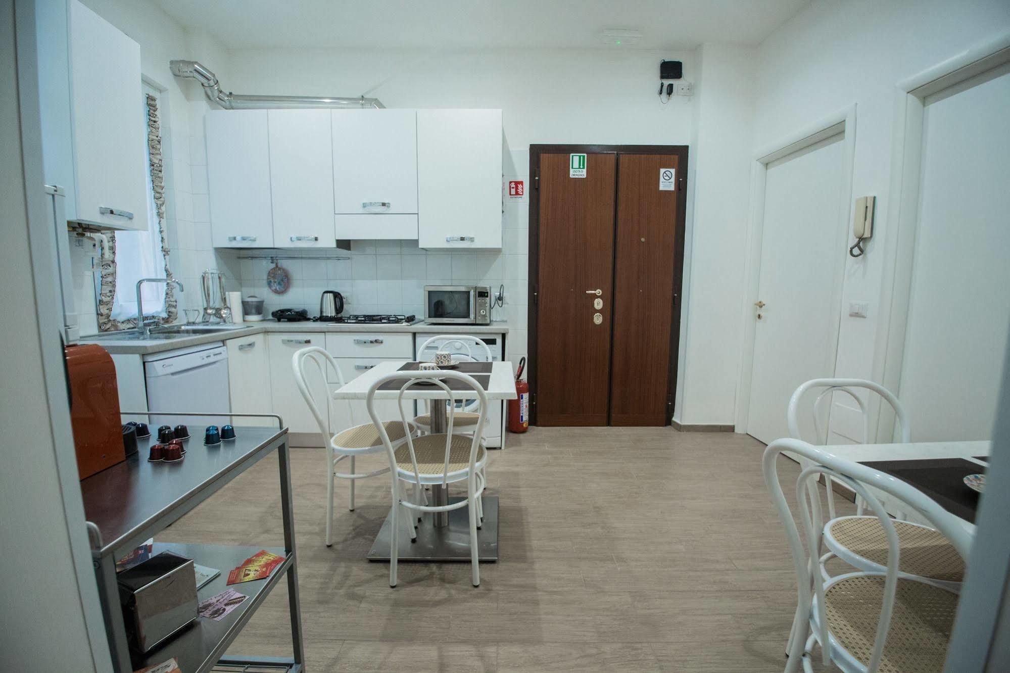 Desiderio Di Roma Hotel Екстериор снимка
